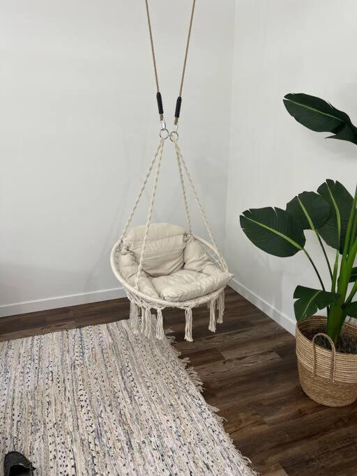 Luxury 2Br Within Walking Distance To Nightlife!! Villa Covington Exteriör bild